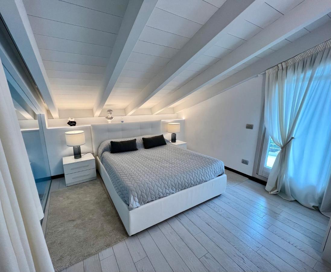 Paganini Suites And Apartments سيرمِيوني المظهر الخارجي الصورة