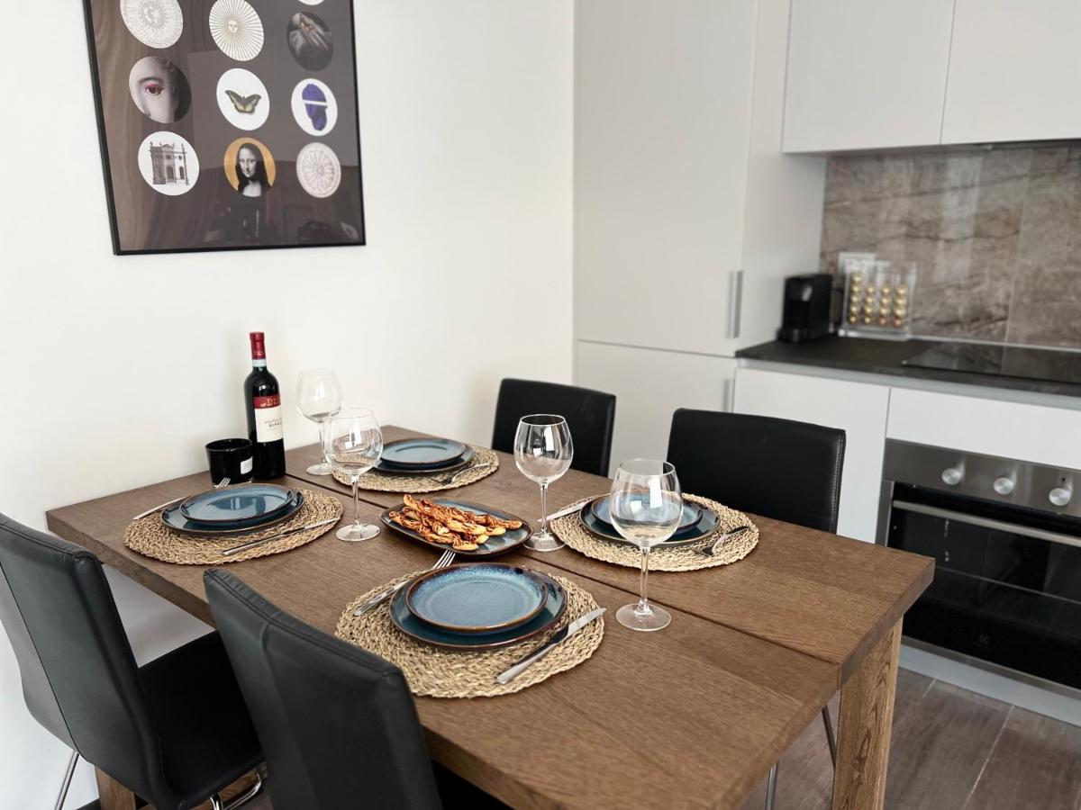 Paganini Suites And Apartments سيرمِيوني المظهر الخارجي الصورة