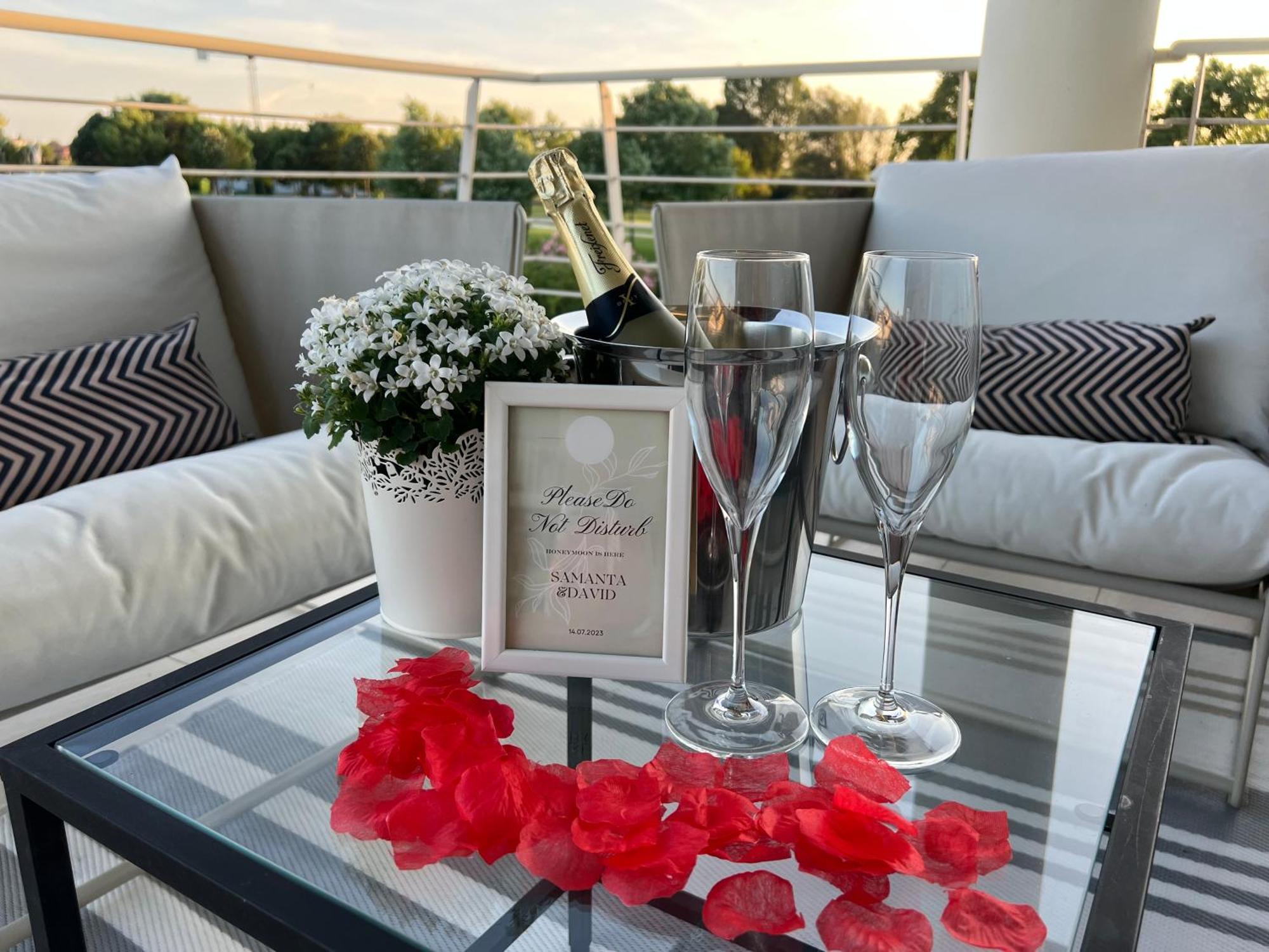 Paganini Suites And Apartments سيرمِيوني المظهر الخارجي الصورة